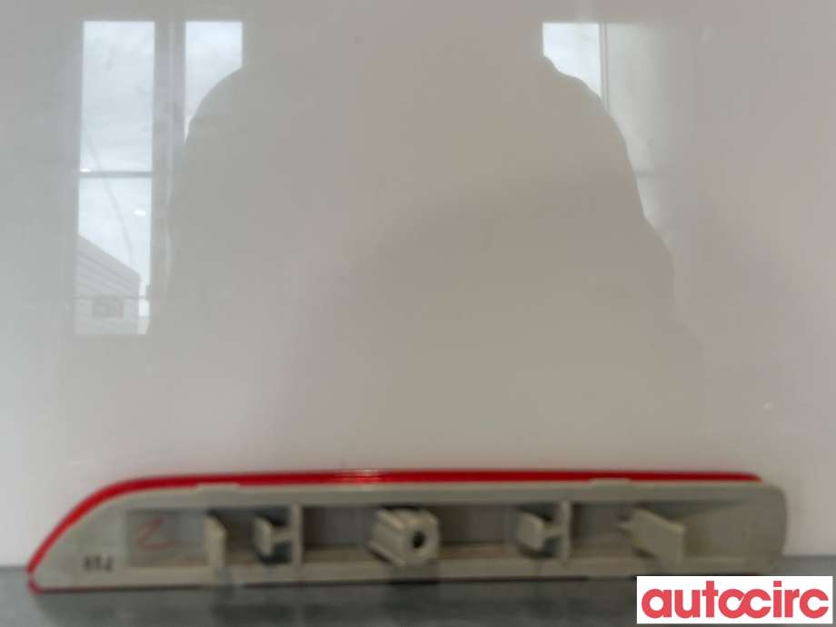 Refleksplate til Nissan Leaf 2018-->> (Type II) (NISSAN|265658990B)