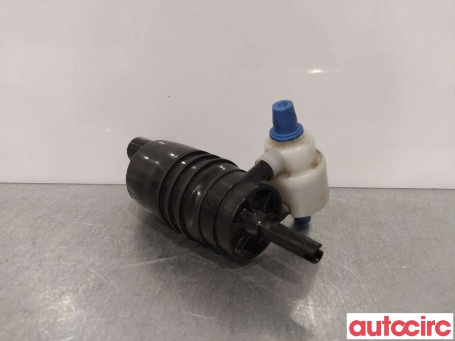 Spylerpumpe foran til BMW X1 2015-2022 (F48) (F48) (BMW|67127388349)