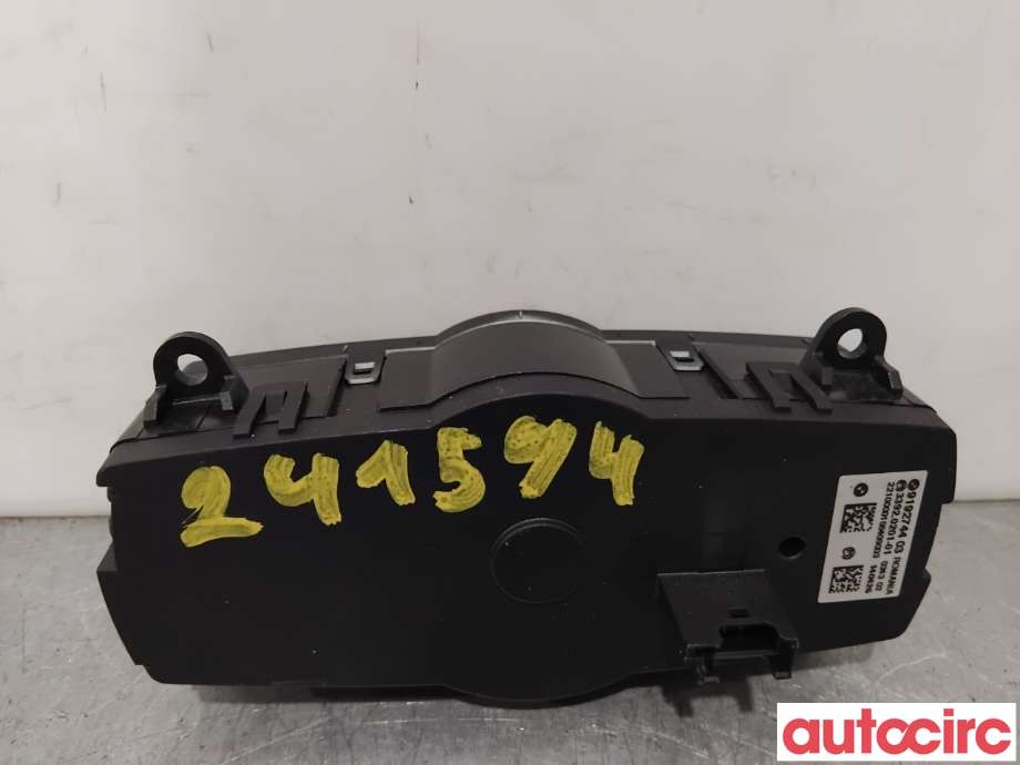 Bryter lys til BMW 5-Serie 2010-2017 (F10/F11) (F10/F11) (BMW|61319192744|33920201-01|61316803965)
