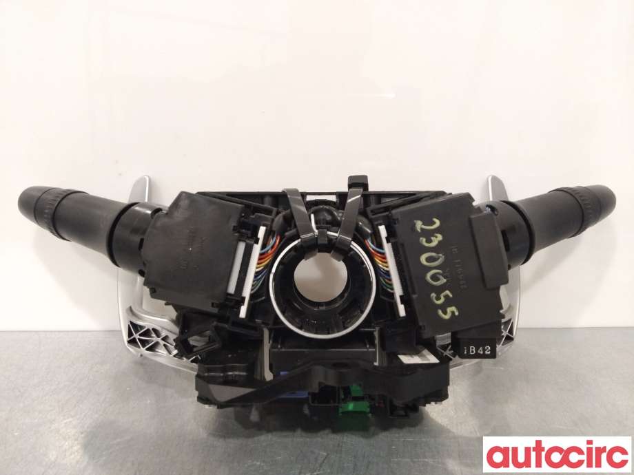 Bryter combi til Mitsubishi Outlander 2012-2015 (Type III, Fase 1)  (MITSUBISHI|8600A405||8617A013)