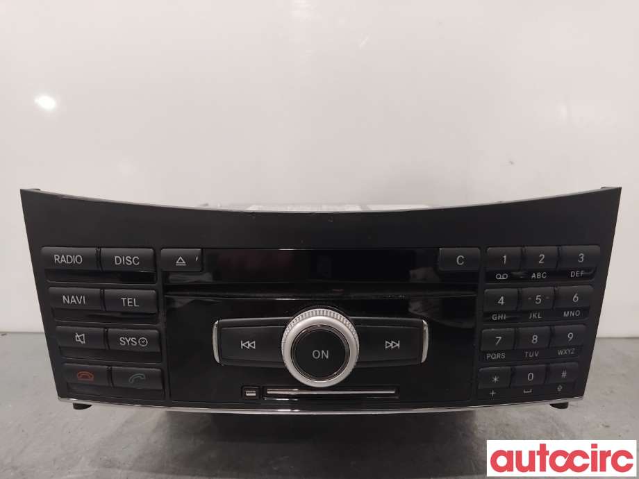 Bilstereo navigasjon til Mercedes E-Klasse 2009-2013 (Fase 1) (W212) (W212) (MERCEDES|A2129005327|NR-212-1E|A2129004829)