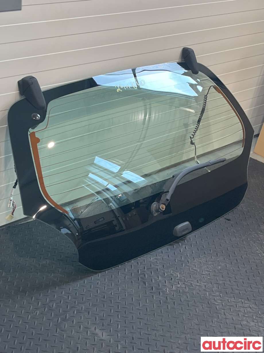Bakluke combi til Toyota Aygo 2005-2014 (Type I)  (TOYOTA|681050H021|681050H020)