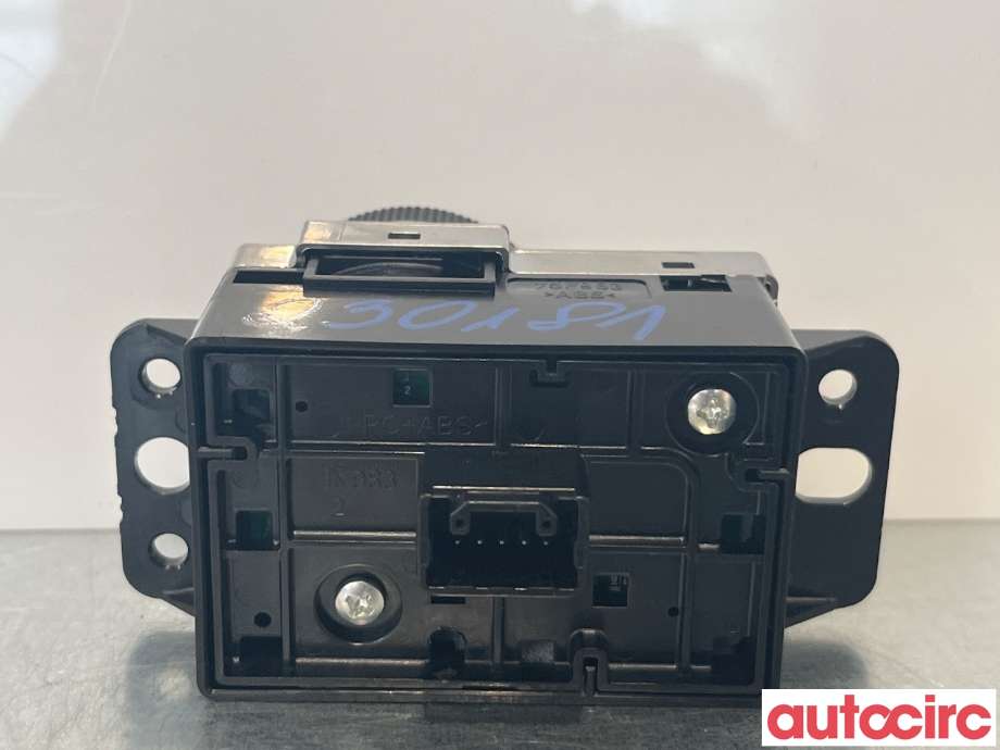 Bryter diverse til Suzuki Vitara 2015-->> (Type IV)  (SUZUKI|3779061M00)