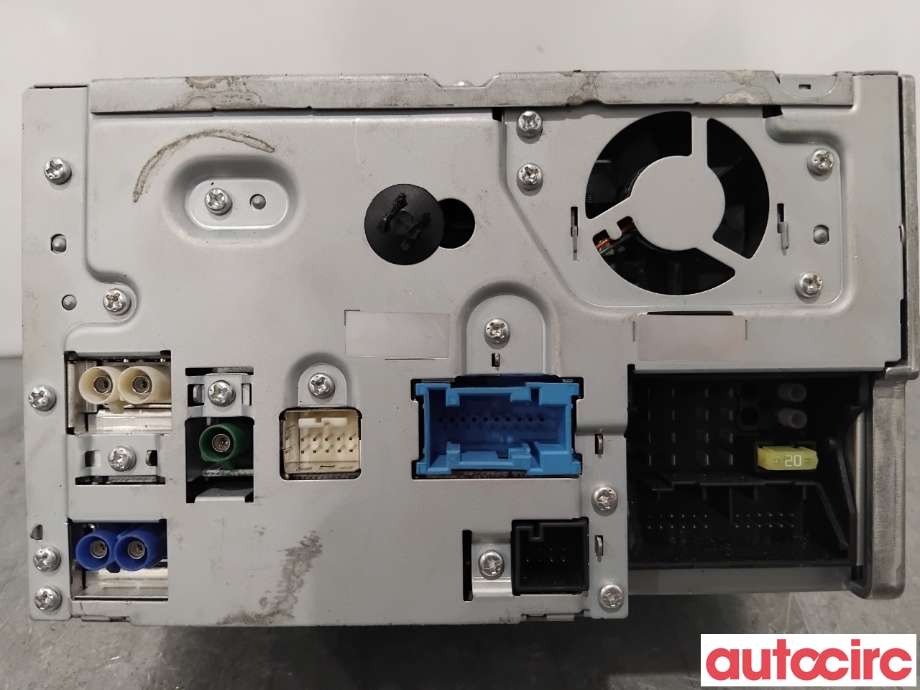 Bilstereo navigasjon til Mercedes C-Klasse 2007-2011 (Fase 1) (W204) (W204) (MERCEDES|A2048708094|NR-204-1E-1|A2048709690)