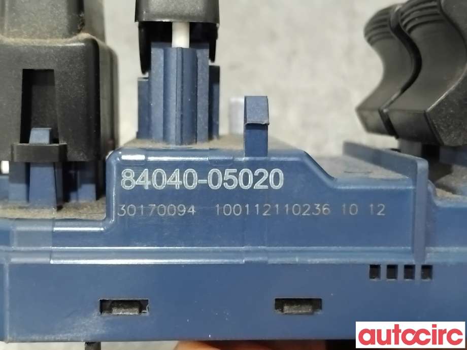 Bryter ruteheis til Toyota Avensis 2009-2015 (Type III, Fase 1)  (TOYOTA|8404005020||84040-05020)
