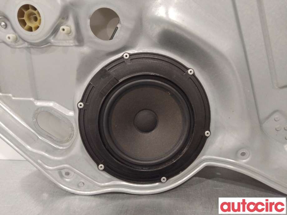 Ruteheis til VW Transporter / Caravelle 2015-2019 (T6) (T6) (VOLKSWAGEN|7E0837754D|7E1837730R|7E0837754E)