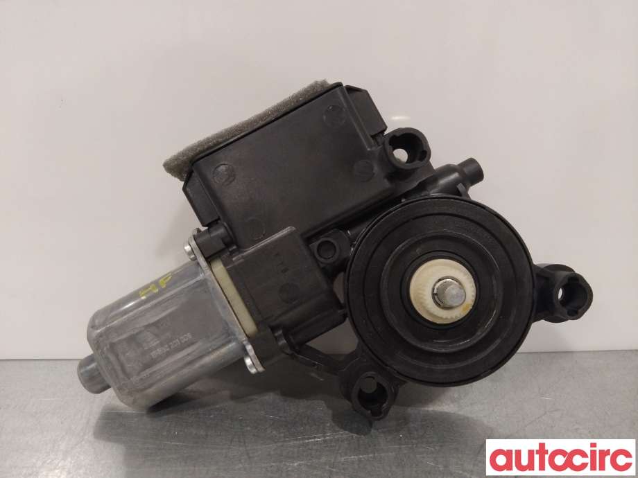 Ruteheis høyre foran til VW Transporter / Caravelle 2015-2019 (T6) (T6) (VOLKSWAGEN|7E0959802R|0130822452|7E0959802M)