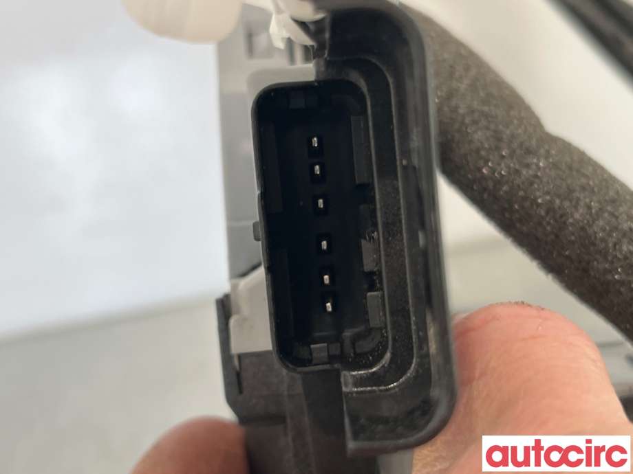 Låsekasse venstre bak til Citroën C5 2008-2017 (Type II)  (CITROEN|9135CY|PSA574395|9800618780)