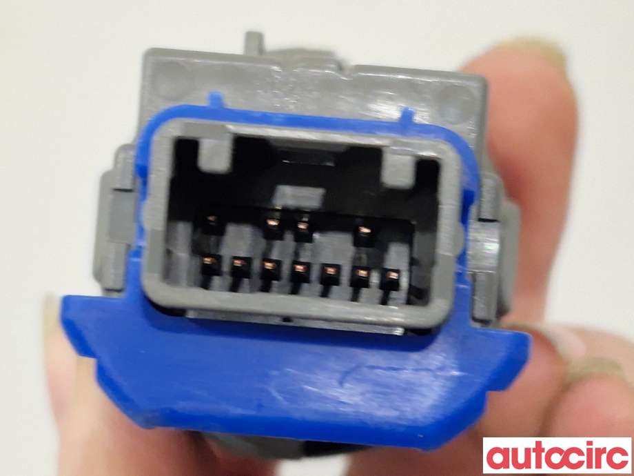Bryter start/stopp til Toyota Auris 2010-2012 (Type I, Fase 2) (TOYOTA|8961102042||8961102041)