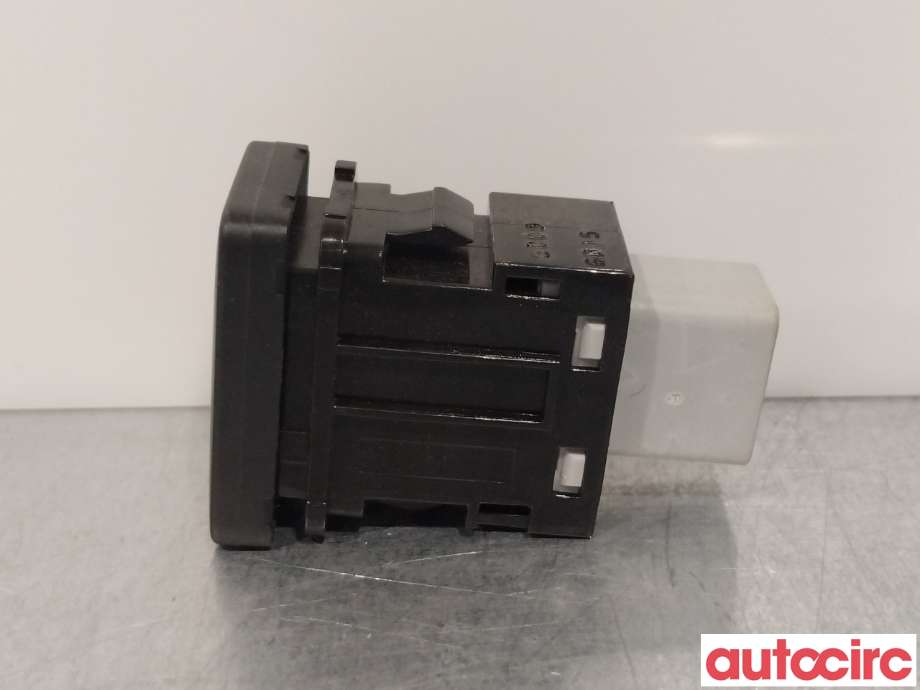 Bryter diverse til Mitsubishi Outlander 2015-->> (Type III, Fase 2) (MITSUBISHI|8610A176|)