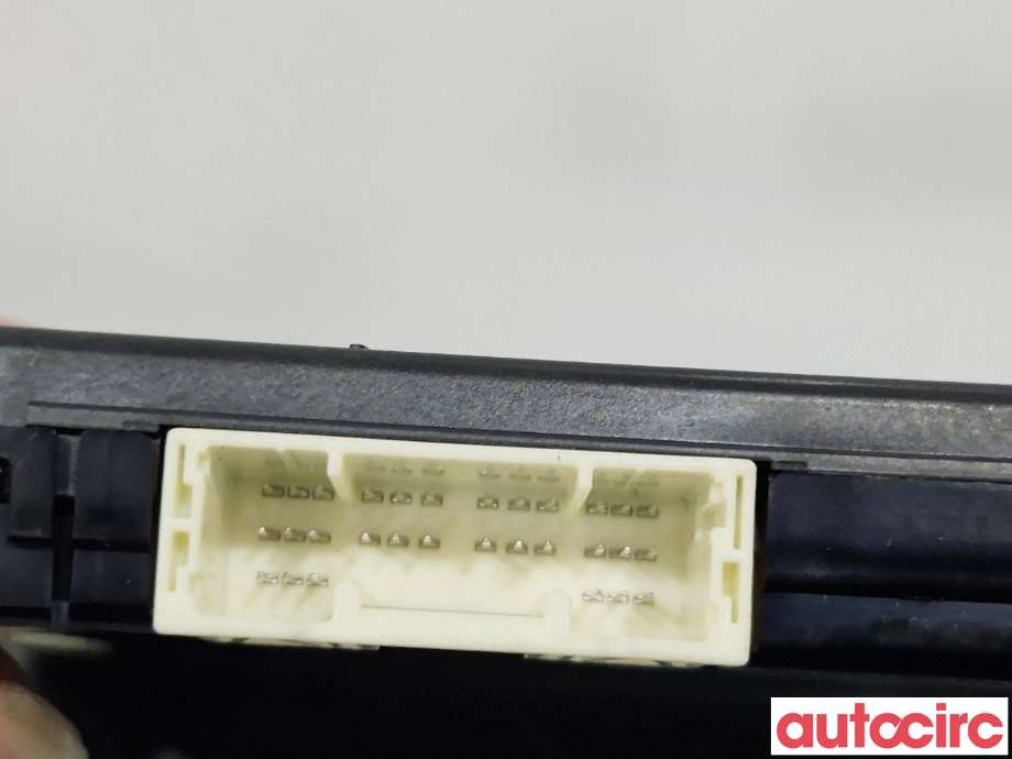 Styreenhet comfort (BCM) til Toyota Auris 2010-2012 (Type I, Fase 2)  (TOYOTA|8922012011||89221-12481)
