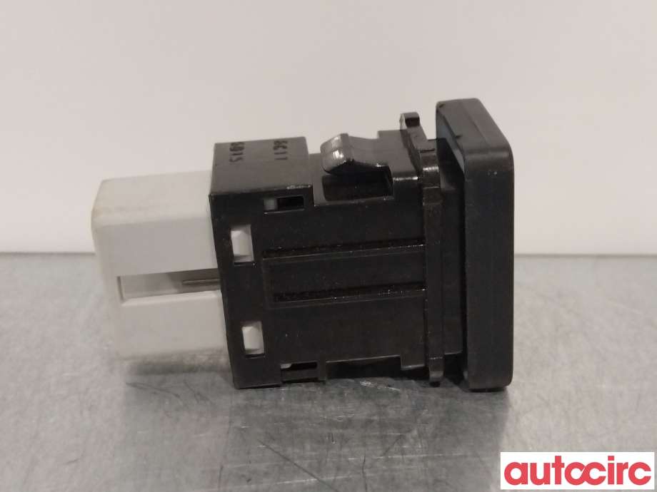 Bryter rutevarme til Mitsubishi Outlander 2015-->> (Type III, Fase 2)  (MITSUBISHI|8612A037|)
