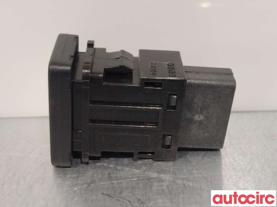 Bryter diverse til Mitsubishi Outlander 2015-->> (Type III, Fase 2)  (MITSUBISHI|8610A132|)
