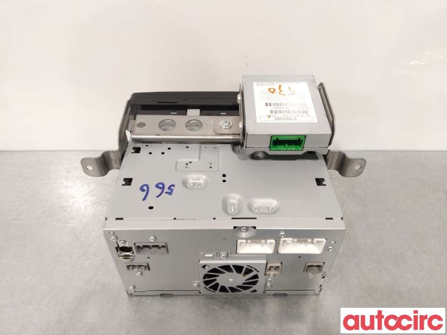Bilstereo navigasjon til Mitsubishi Outlander 2015-->> (Type III, Fase 2)  (MITSUBISHI|8750A569|NR-242WM-16KZN0)