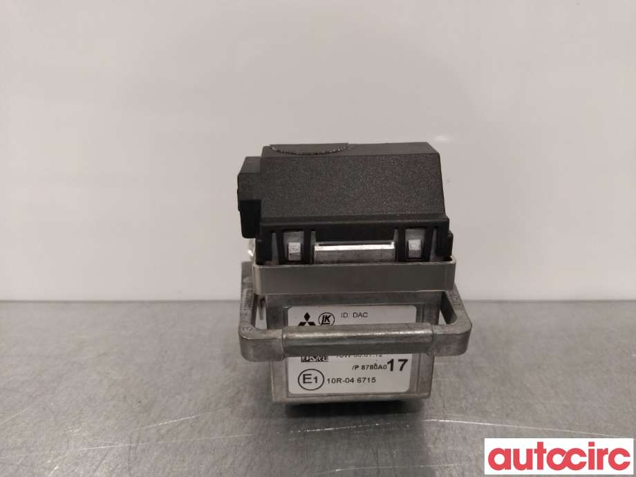 Sensor radar til Mitsubishi Outlander 2015-->> (Type III, Fase 2)  (MITSUBISHI|8780A017|)