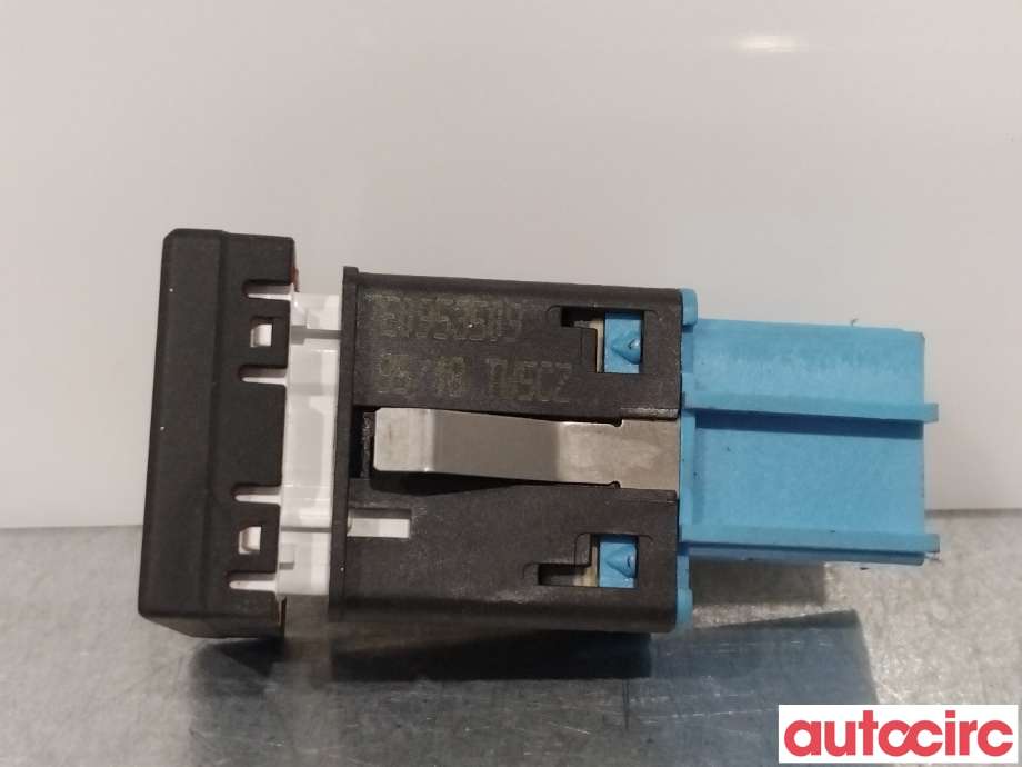 Bryter nødblink til VW Transporter / Caravelle 2015-2019 (T6) (T6) (VOLKSWAGEN|7E0953509|)