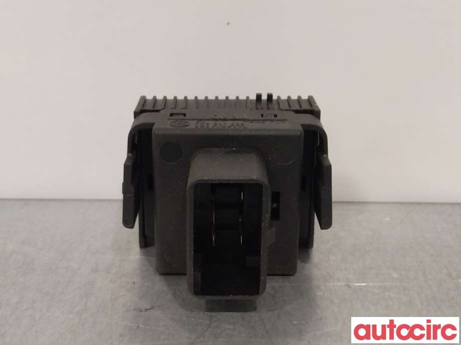 Bryter diverse til VW Transporter / Caravelle 2015-2019 (T6) (T6) (VOLKSWAGEN|7H094133|)