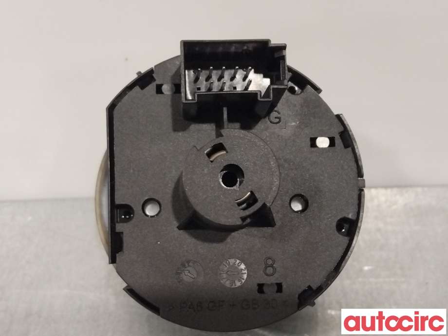 Bryter lys til VW Transporter / Caravelle 2015-2019 (T6) (T6) (VOLKSWAGEN|3C8941431B|)