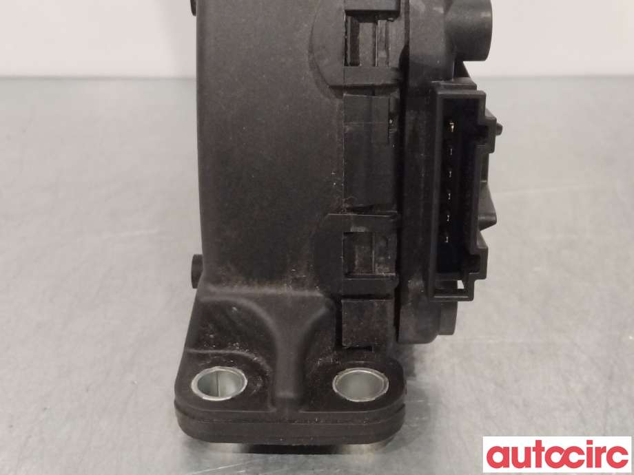 Pedal gass til VW Transporter / Caravelle 2015-2019 (T6) (T6) (VOLKSWAGEN|7E1721503C)