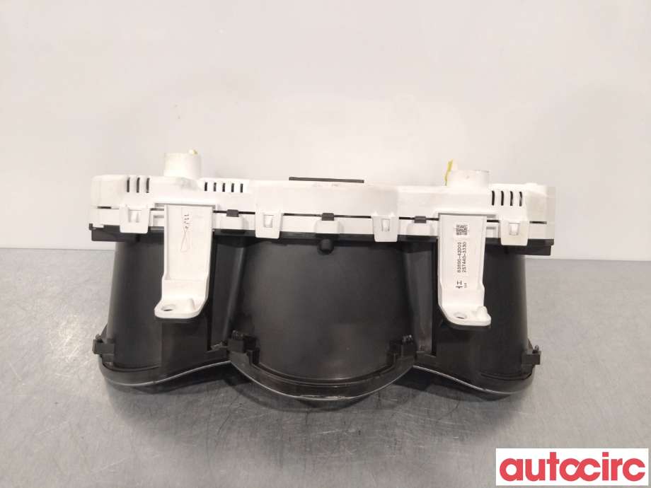 Instrumentpanel til Toyota RAV4 2006-2009 (Type III, Fase 1)  (TOYOTA|8380042D03)