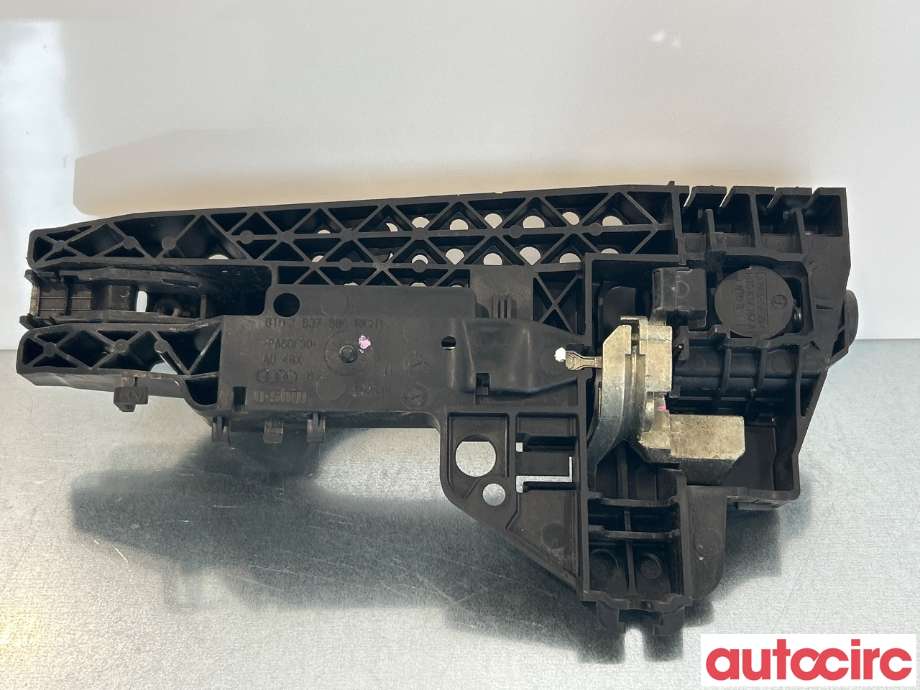 Dørhåndtak utv høyre bak til Audi A5 2007-2016 (Type I)  (AUDI|8T0837205A)