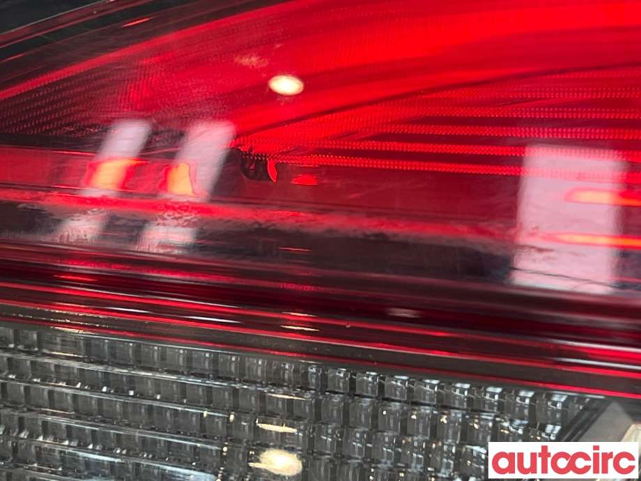 Baklykt høyre indre til Toyota Corolla 2019-->>  (TOYOTA|8158116031)