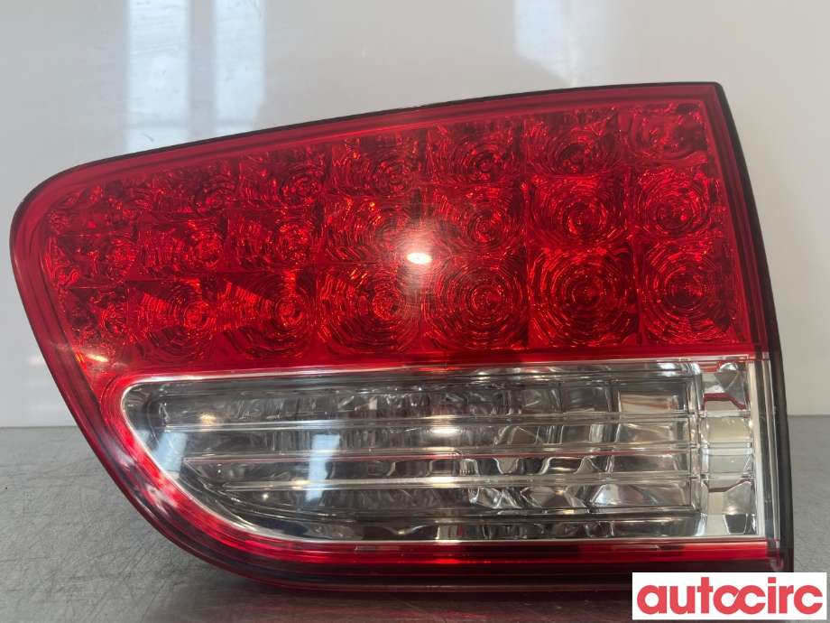 Baklykt høyre indre til Citroën C-Crosser, 2007-2012  (CITROEN|6351EJ)