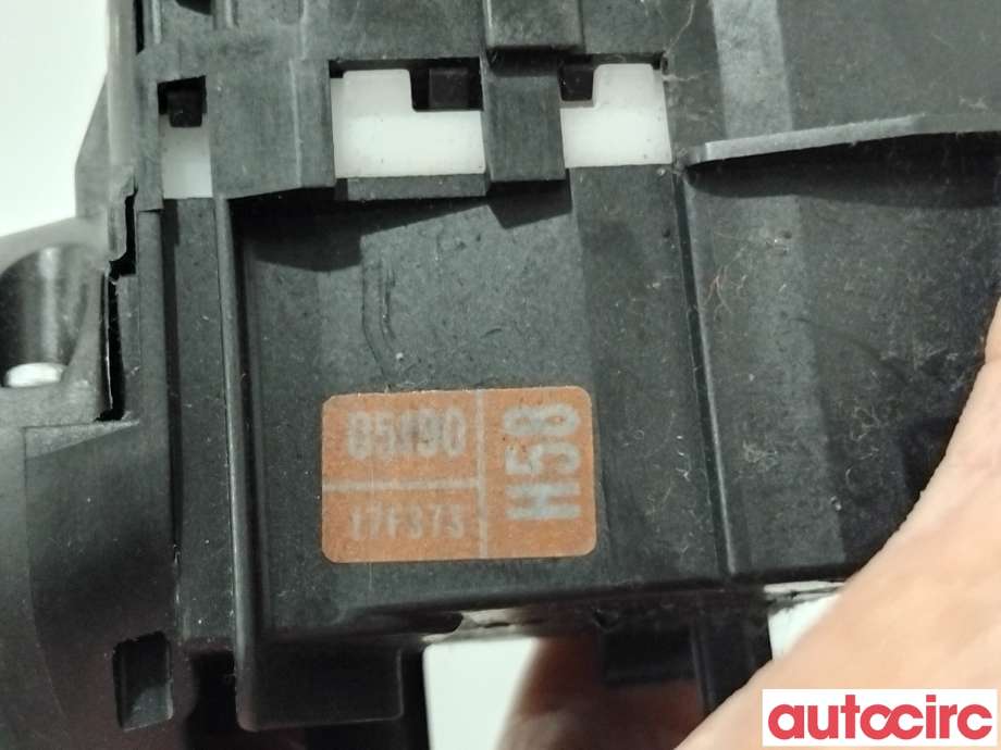 Bryter blink til Toyota Avensis 2009-2015 (Type III, Fase 1)  (TOYOTA|8414005190||05190)