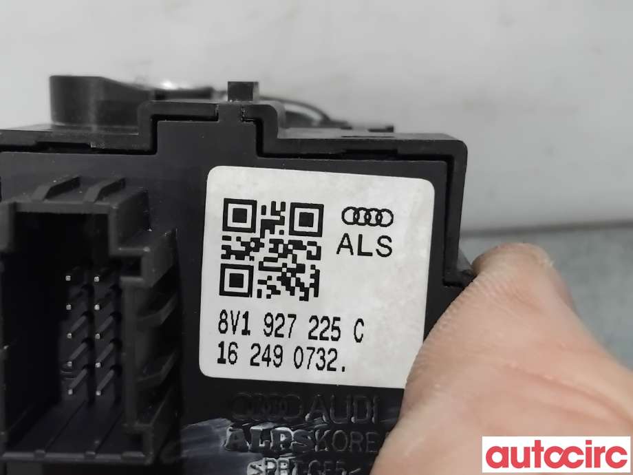 Bryter elektrisk håndbrekk/parkbrems til Audi A3 2016-2020 (Type III, Fase 2)  (AUDI|8V1927225C|)