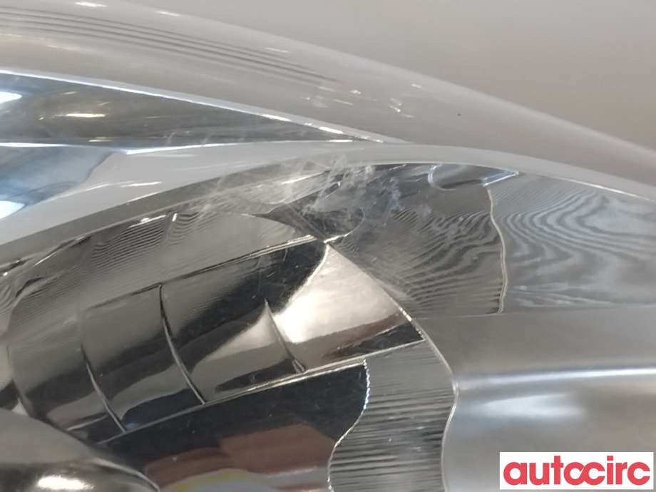 Frontlykt høyre halogen til Nissan Leaf 2011-2017 (Type I)  (NISSAN|260109RB0A|)
