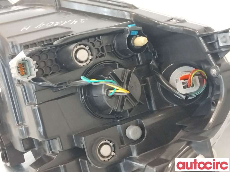 Frontlykt høyre halogen til Nissan Leaf 2011-2017 (Type I)  (NISSAN|260109RB0A|)