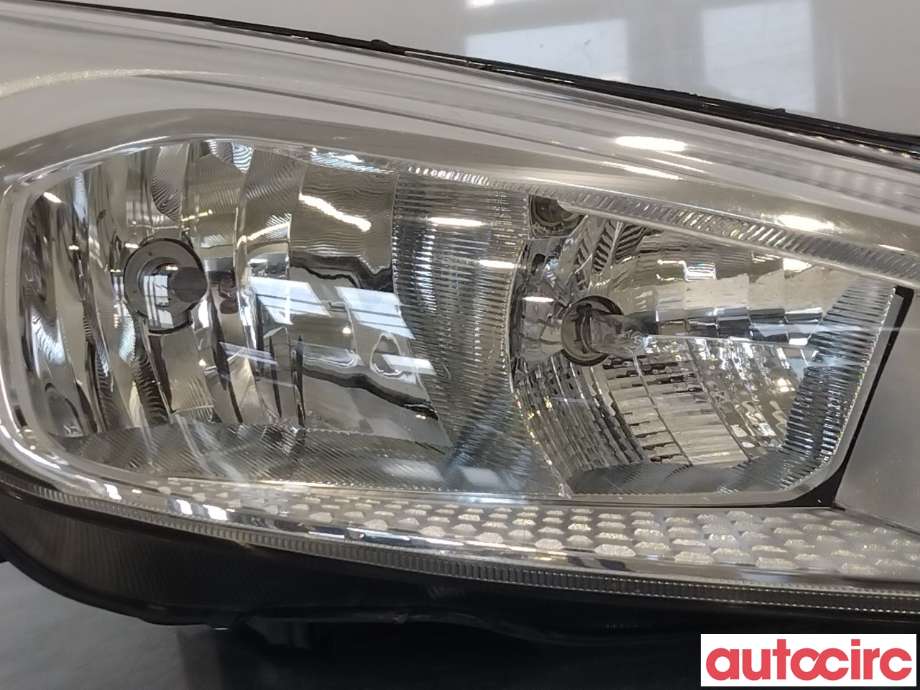 Frontlykt høyre halogen til Ford Focus 2014-2018 (Type III, Fase 2)  (FORD|260109RB0A)