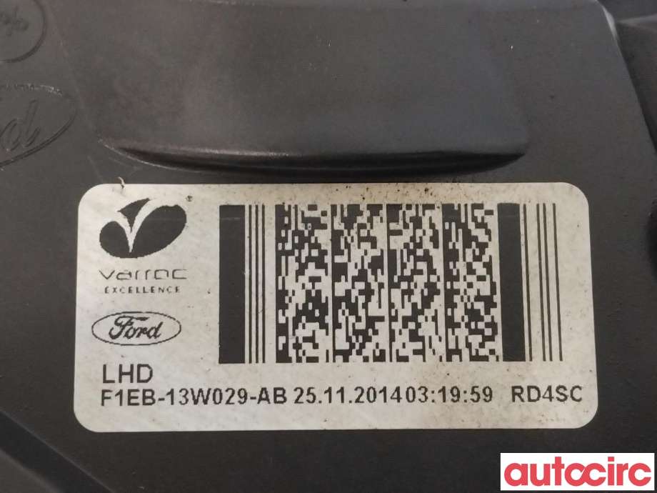 Frontlykt høyre halogen til Ford Focus 2014-2018 (Type III, Fase 2)  (FORD|260109RB0A)