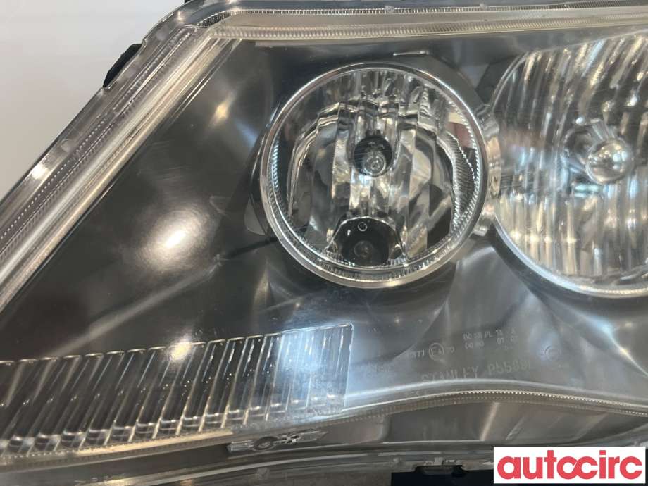 Frontlykt venstre xenon til Mitsubishi Outlander 2007-2010 (Type II, Fase 1)  (MITSUBISHI|8301A161)
