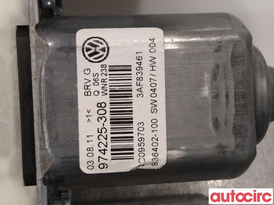 Ruteheis venstre bak til VW Passat 2011-2015 (B7) (B7) (VOLKSWAGEN|3AA959703|)
