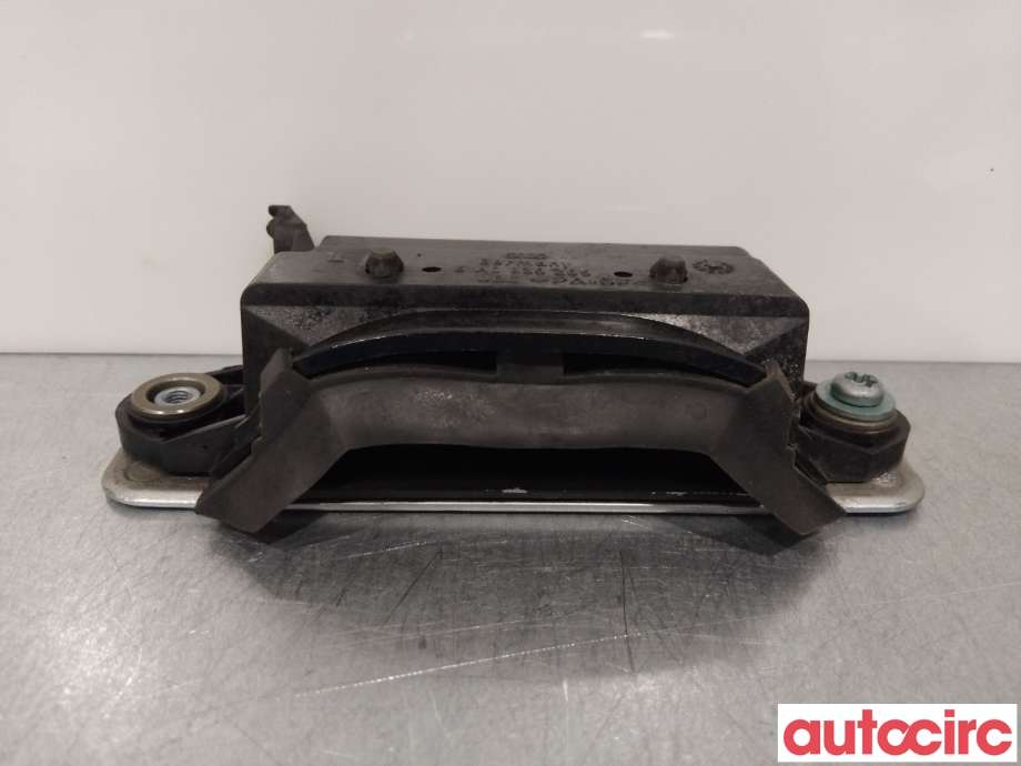 Dørhåndtak utv venstre bak til Audi A8 1995-2002 (Type I)  (AUDI|4A0839205F|)