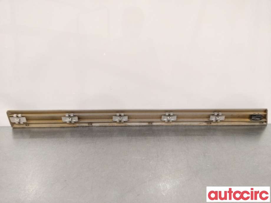 Diverse deler til Audi A8 1995-2002 (Type I)  (AUDI|4D0853961|)