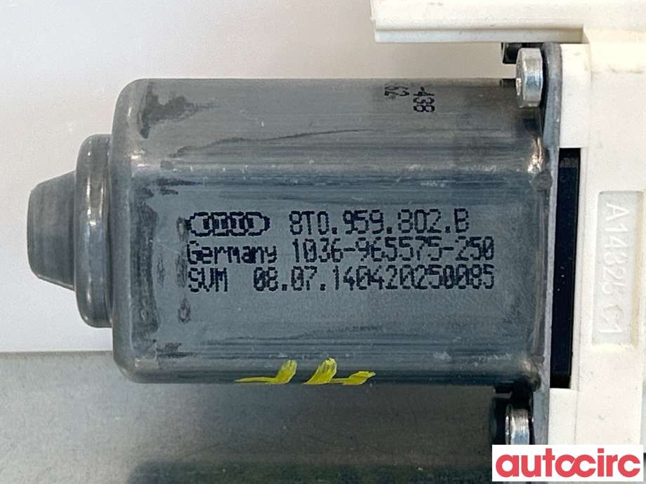 Ruteheis høyre foran til Audi A5 2007-2016 (Type I)  (AUDI|8T0959802B|)