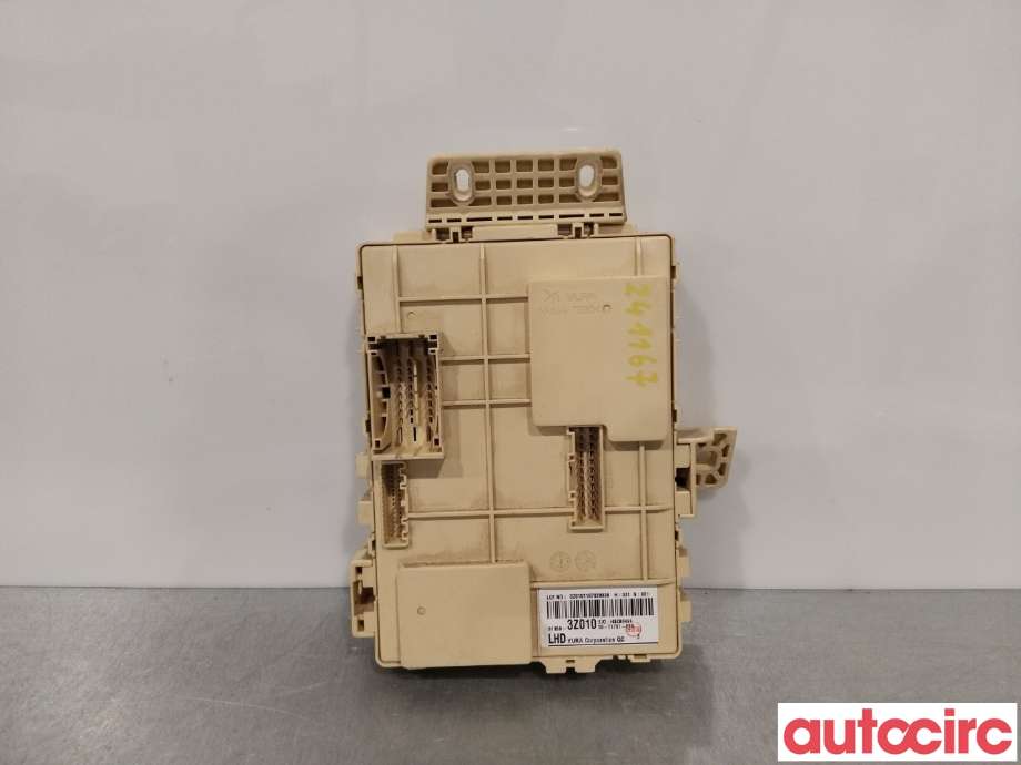Sikringsboks til Hyundai i40 2012-2017  (HYUNDAI|919503Z010|)