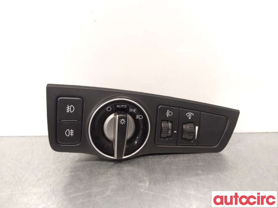Bryter lys til Hyundai i40 2012-2017 (HYUNDAI|933003Z100RY|)