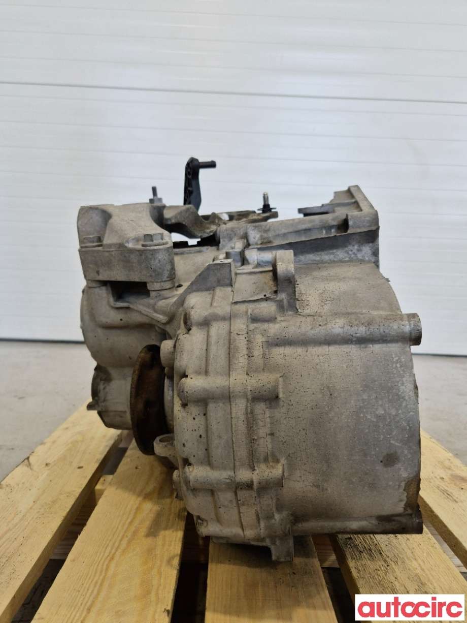 Girkasse manuell 6-trinn til VW Golf VI 2008-2012  (VOLKSWAGEN|02Q300048L|NFR|02Q300013R)