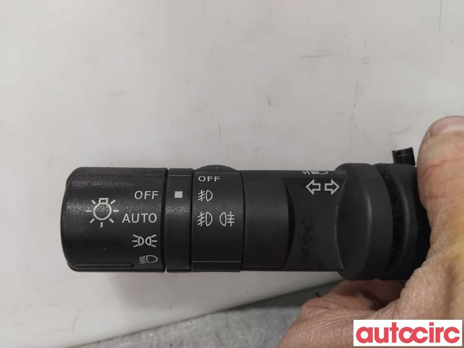 Bryter blink til Nissan Qashqai 2010-2014 (Type I, Fase 2)  (NISSAN|25540JD03A|)
