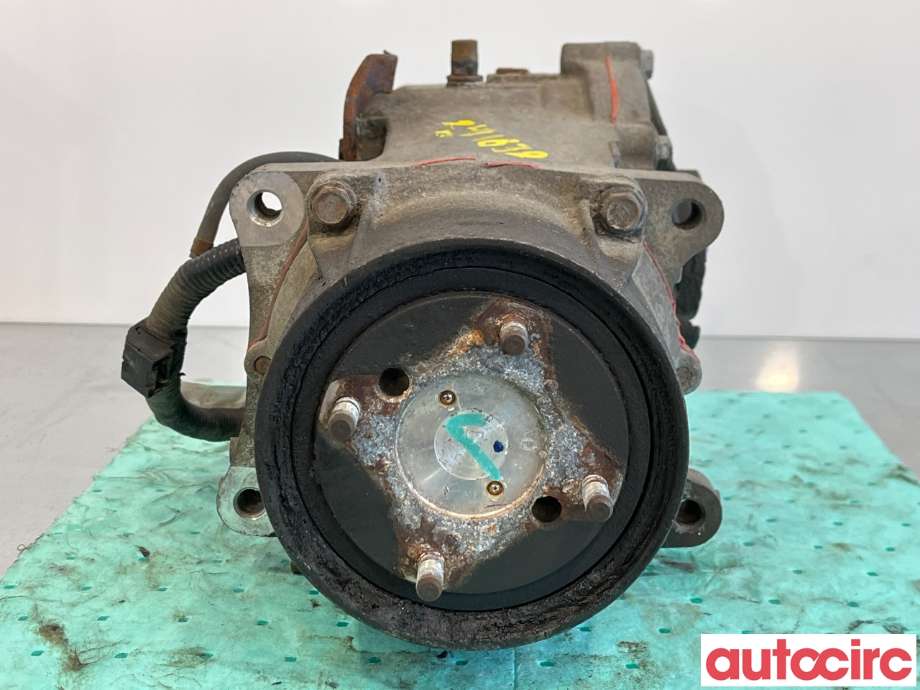 Kardang klokke bak til Toyota Urban Cruiser 2009-2014  (TOYOTA|4111042040|4111042070|4111042060)