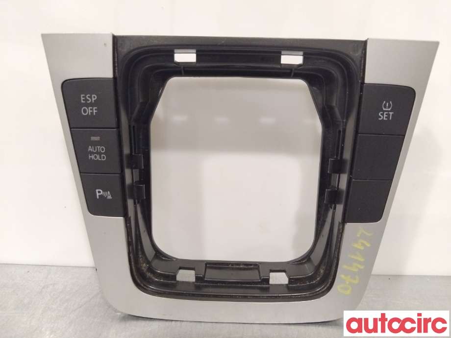 Diverse deler til VW Passat 2005-2010 (B6) (B6) (VOLKSWAGEN|3C0864263G|)