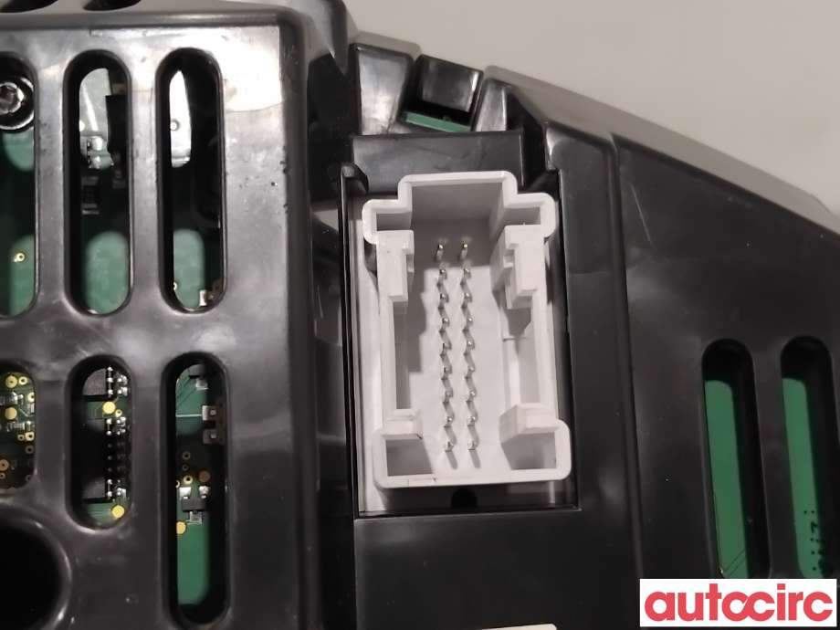 Instrumentpanel til Mercedes E-Klasse 2009-2013 (Fase 1) (W212) (W212) (MERCEDES|A2129004113|A2C33061800)