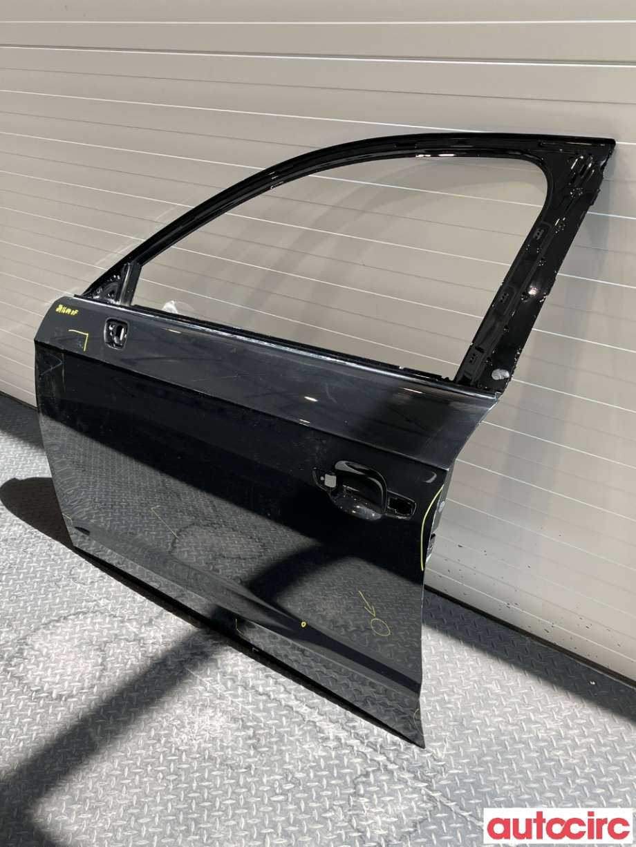 Dør venstre foran til Audi A3 2016-2020 (Type III, Fase 2)  (AUDI|8V4831051B|8V4831051E)