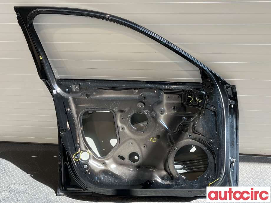 Dør venstre foran til Audi A3 2016-2020 (Type III, Fase 2)  (AUDI|8V4831051B|8V4831051E)