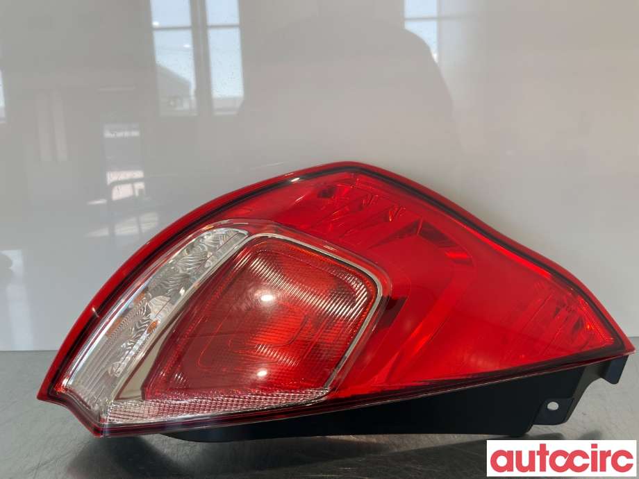 Baklykt venstre til Ford Fiesta, 2013-2017 (Type VI, Fase 2)  (FORD|1877011)