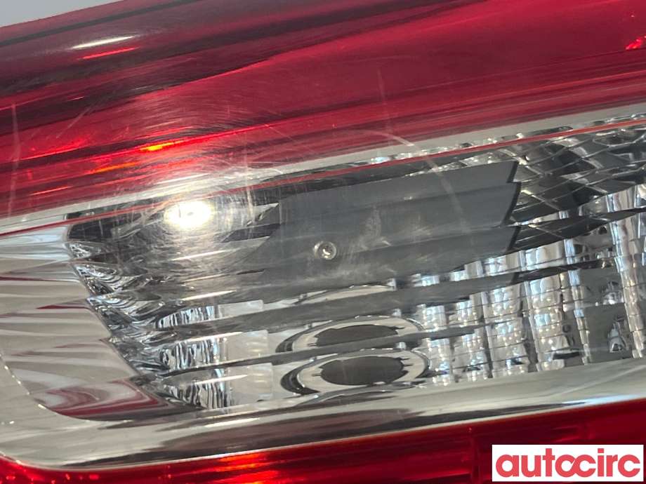 Baklykt høyre indre til Mitsubishi ASX 2010-2019  (MITSUBISHI|8336A088)