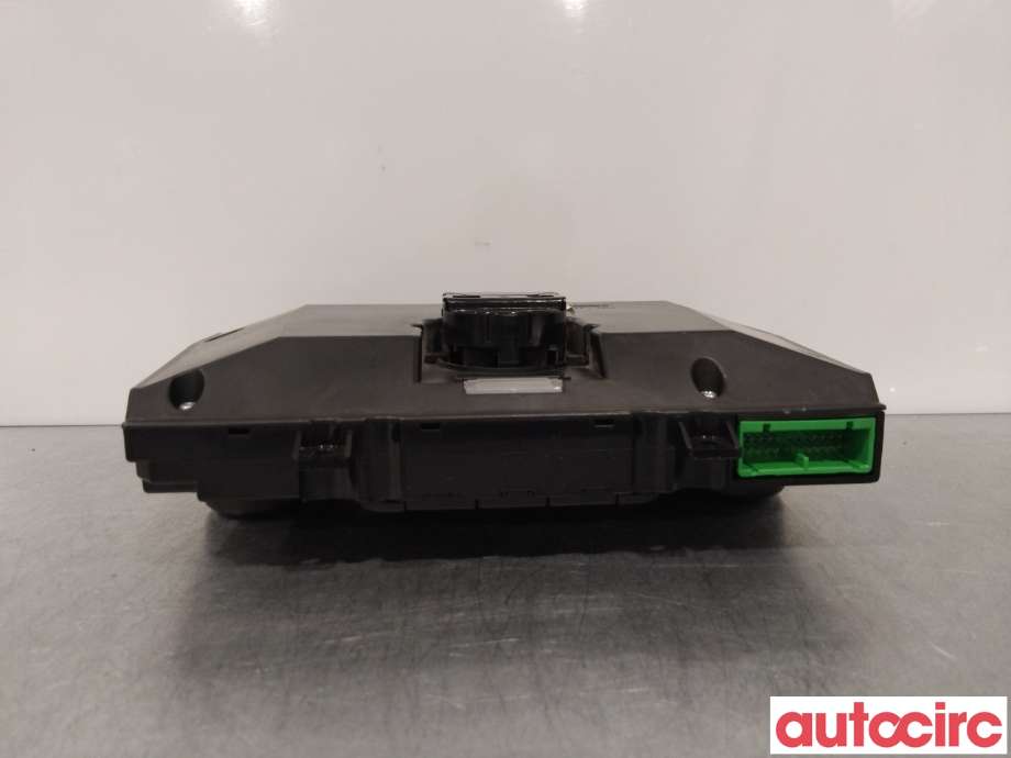 Varmeapparat betjening til Volvo XC70 2014-2016 (Type II, Fase 2)  (VOLVO|31398065|)